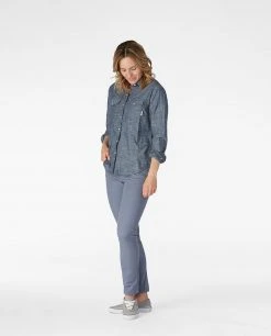 Stio Women's Ashton Chambray Shirt