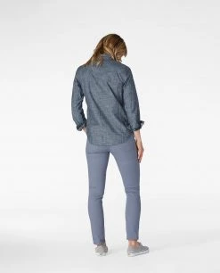 Stio Women's Ashton Chambray Shirt