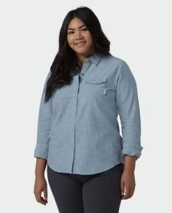 Stio Women's Ashton Chambray Shirt