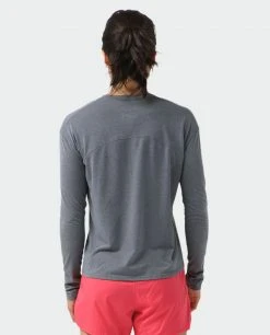 Stio Women's Divide Shift Shirt LS 33 Stio Women's Divide Shift Shirt LS